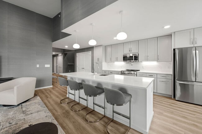 The Seventeen Hundred on East apartments — community photo