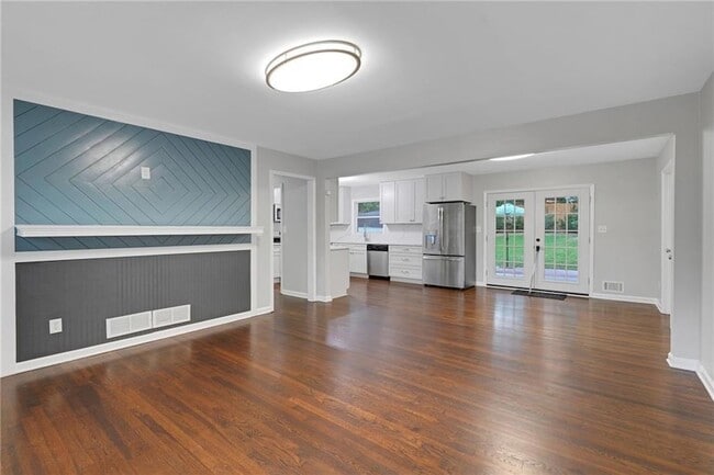 Photo - 2710 Dresden Dr