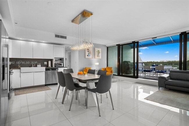 Photo - 445 Poinciana Island Dr Unit 1530