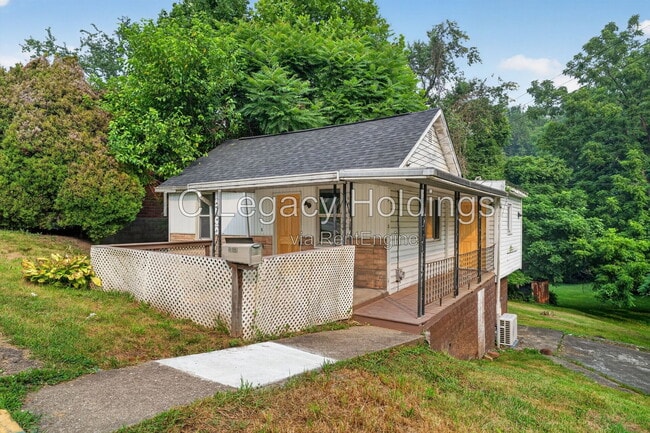 Photo - 1610 N 18th St