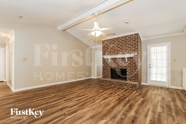 Photo - 200 Ridge Way