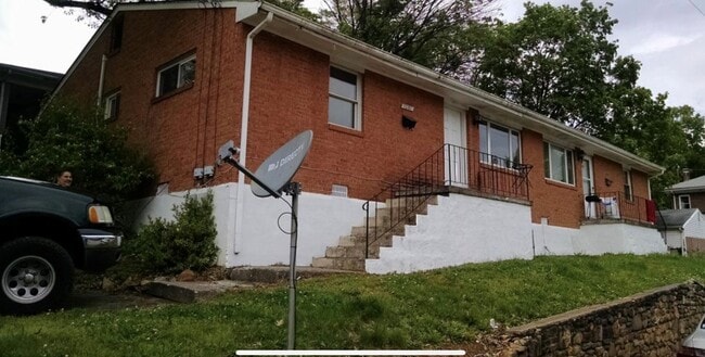 Photo - 1201 Floyd Ave SW Unit 1