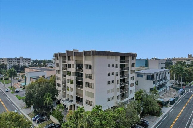 Building Photo - 9300 Bay Harbor Terrace Unit 4B Rental