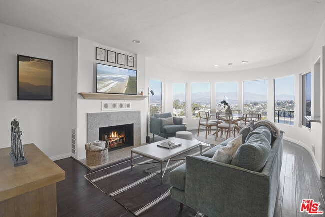 Photo - 1850 San Jacinto St