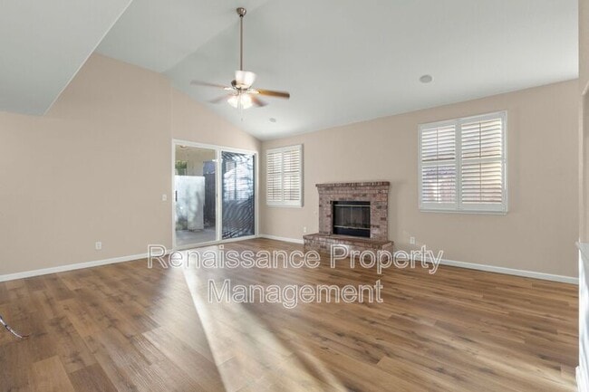 Photo - 1539 Abrew Way
