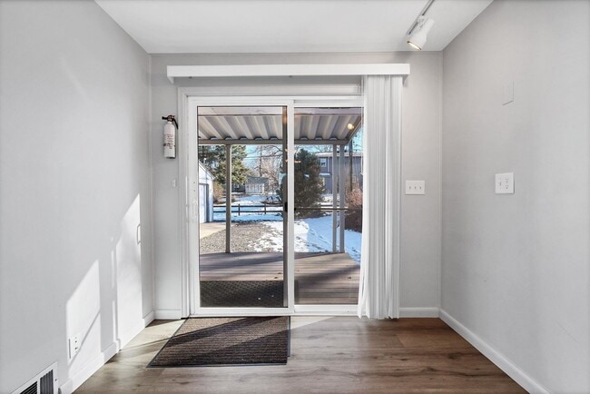 Photo - 6024 S Prince St