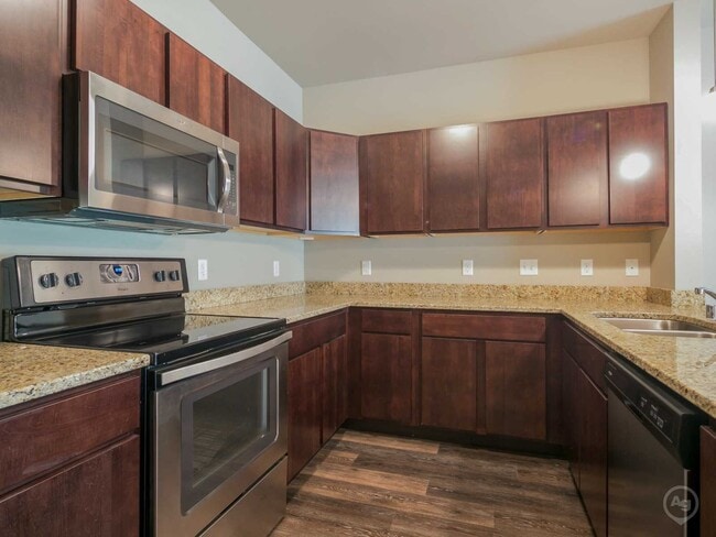 Photo - 2317 Parmenter St