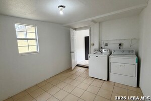 Photo - 123 Park Ct