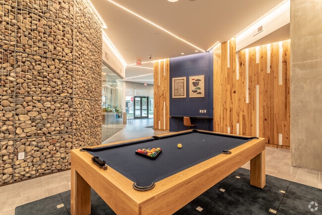 Clubhouse - Heritage Plaza