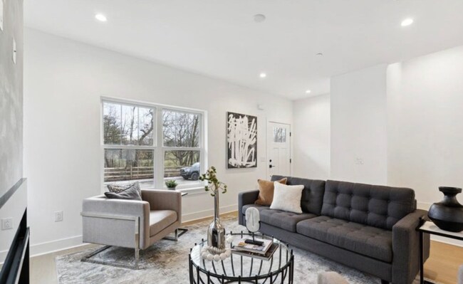 Photo - 9522 Golfview Ln