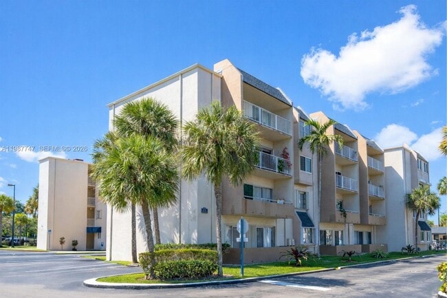 Building Photo - 7765 SW 86th St Unit F2-303