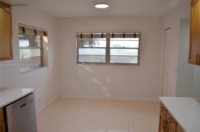 Photo - 12600 SW 5th Ct Unit 415L