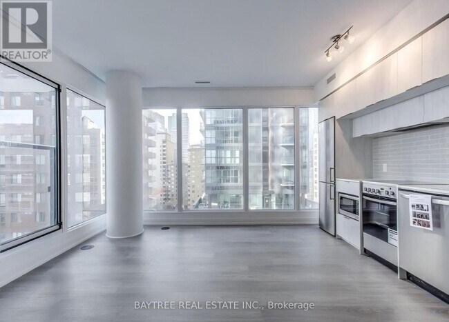 Photo - 181 Dundas St E Unit 2110