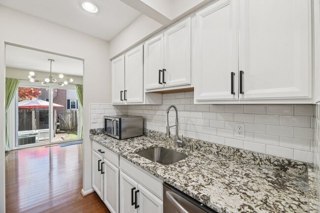 Photo - 9934 Longford Ct