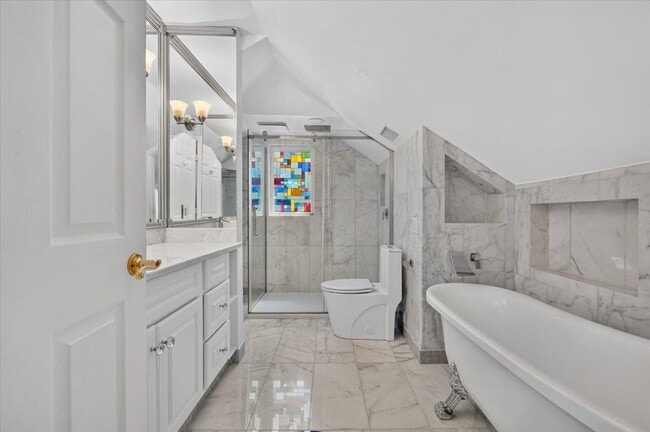 Photo - 1155 Webster Ave