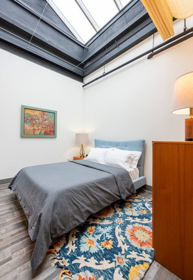 Photo - 350 East Ave Unidad ID1094661P