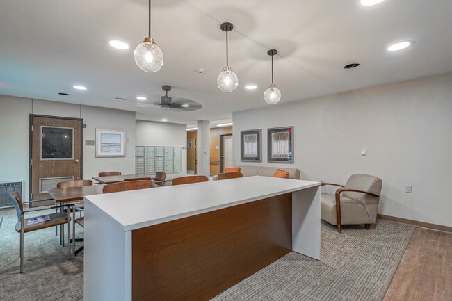 Photo - Columbia Square East Apartments