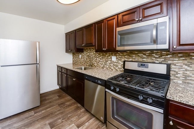 Brookside Manor Apartments and Townhomes