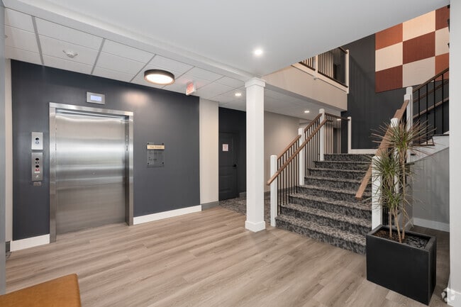 Photo - 150 Draper Ave
