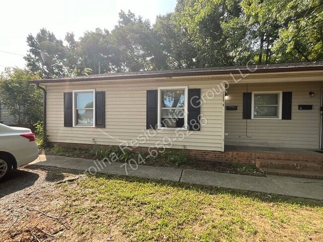Building Photo - 1380 Fairley Ave