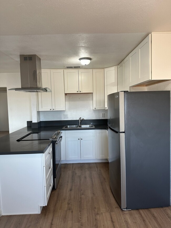 Photo - 803 N Major Ave