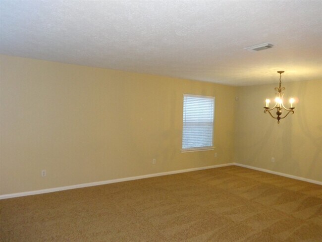 Photo - 9031 Ferndale View Dr