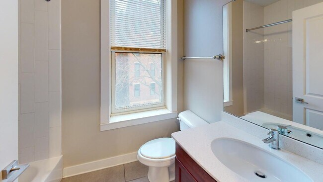 Photo - 1211 Broadway Unit Apt 1