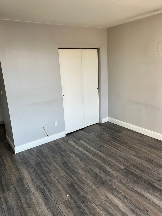 Photo - 148 Linden St Unit 1