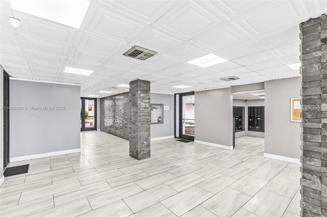 Photo - 15600 NW 7th Ave Unit 306