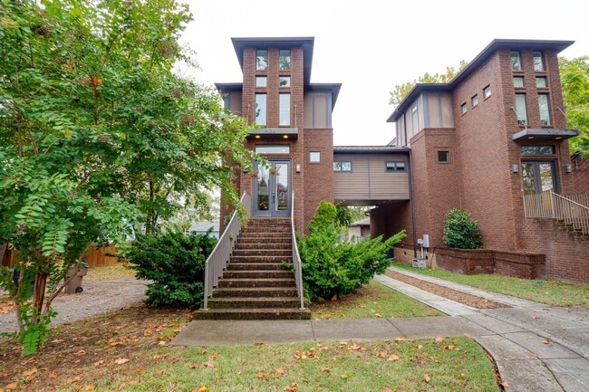 Photo - Luxury Brownstone in the heart of 12 South