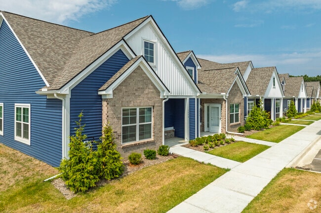 Building Photo - Highland Knolls Rental