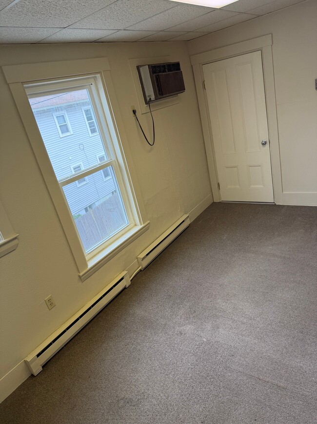 24 Myrtle St