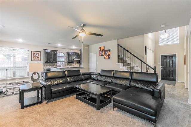 Photo - 210 Warbler Dr