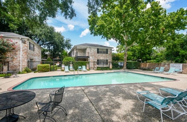 Building Photo - 7900 Westheimer Rd Unit True