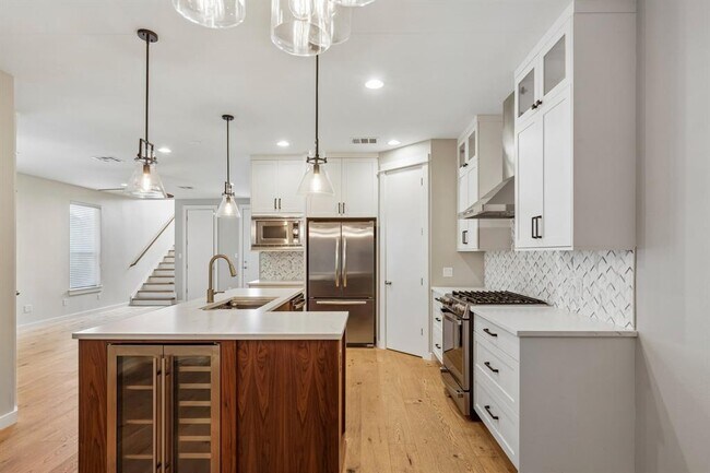 Photo - 3108 Corbin Ln