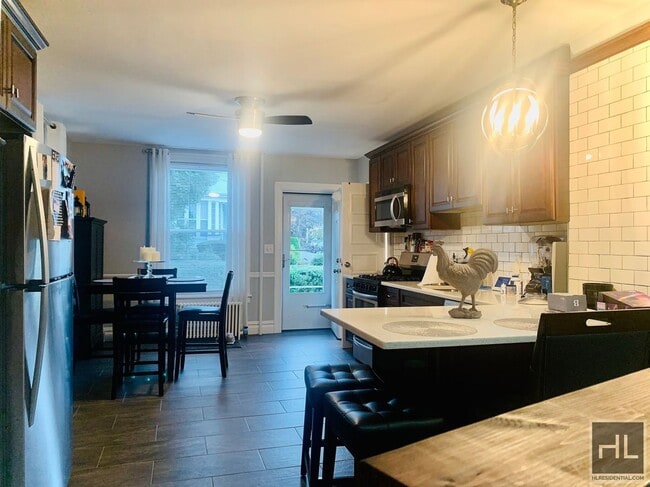 Photo - Shonnard Place Unit 2