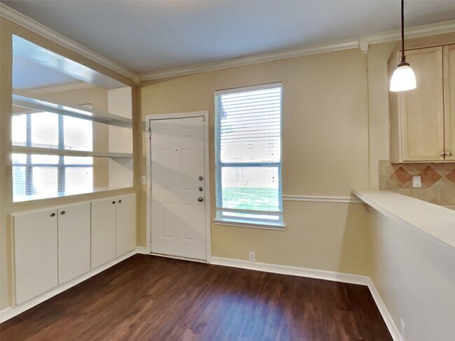 Photo - 3203 Farrel Hill St