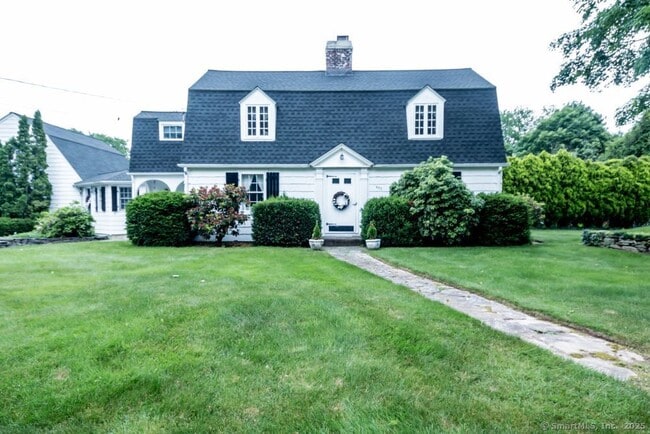 Photo - 453 Chestnut Hill Rd House