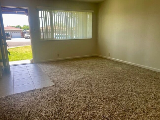 Photo - Charming house in an established quiet neighborhood in a court