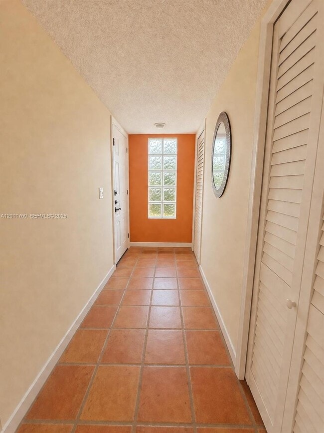 Photo - 286 Racquet Club Rd Unit 204