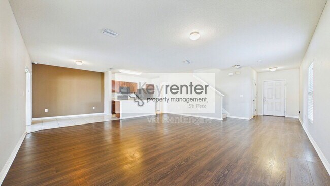 Photo - 14517 Dunrobin Dr