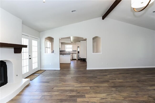 Photo - 1005 Robin Haven Dr