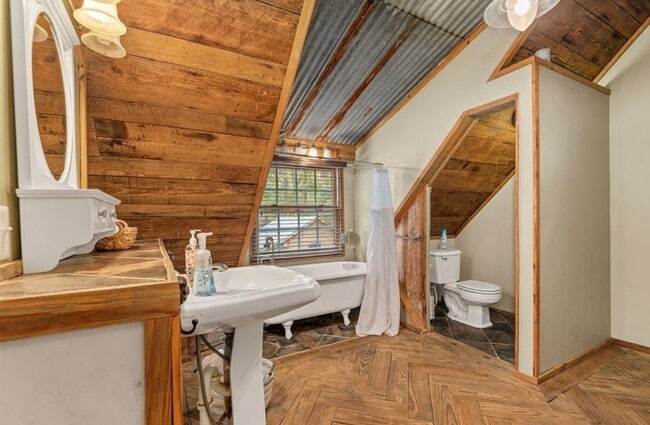 Photo - 23207 Decker Prairie-Rosehill Rd