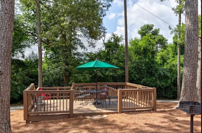 Photo - Summit View Apartments