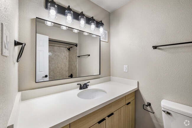 1 dormitorio, 1 baño - 680 pies cuadrados - Baño
