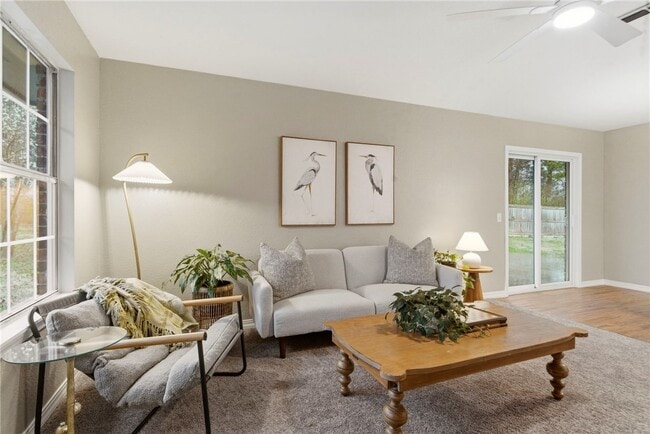 Photo - 932 S Curtis Ave