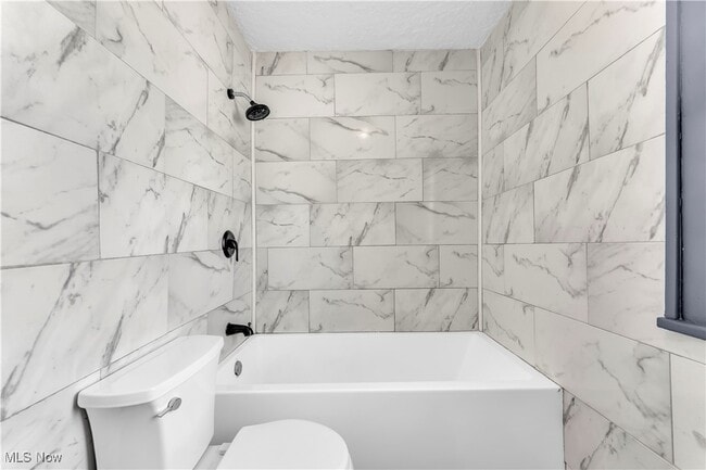 Building Photo - 8302 Pinegrove Ave