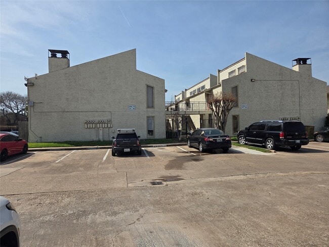 Photo - 10075 Westpark Dr Unit 40