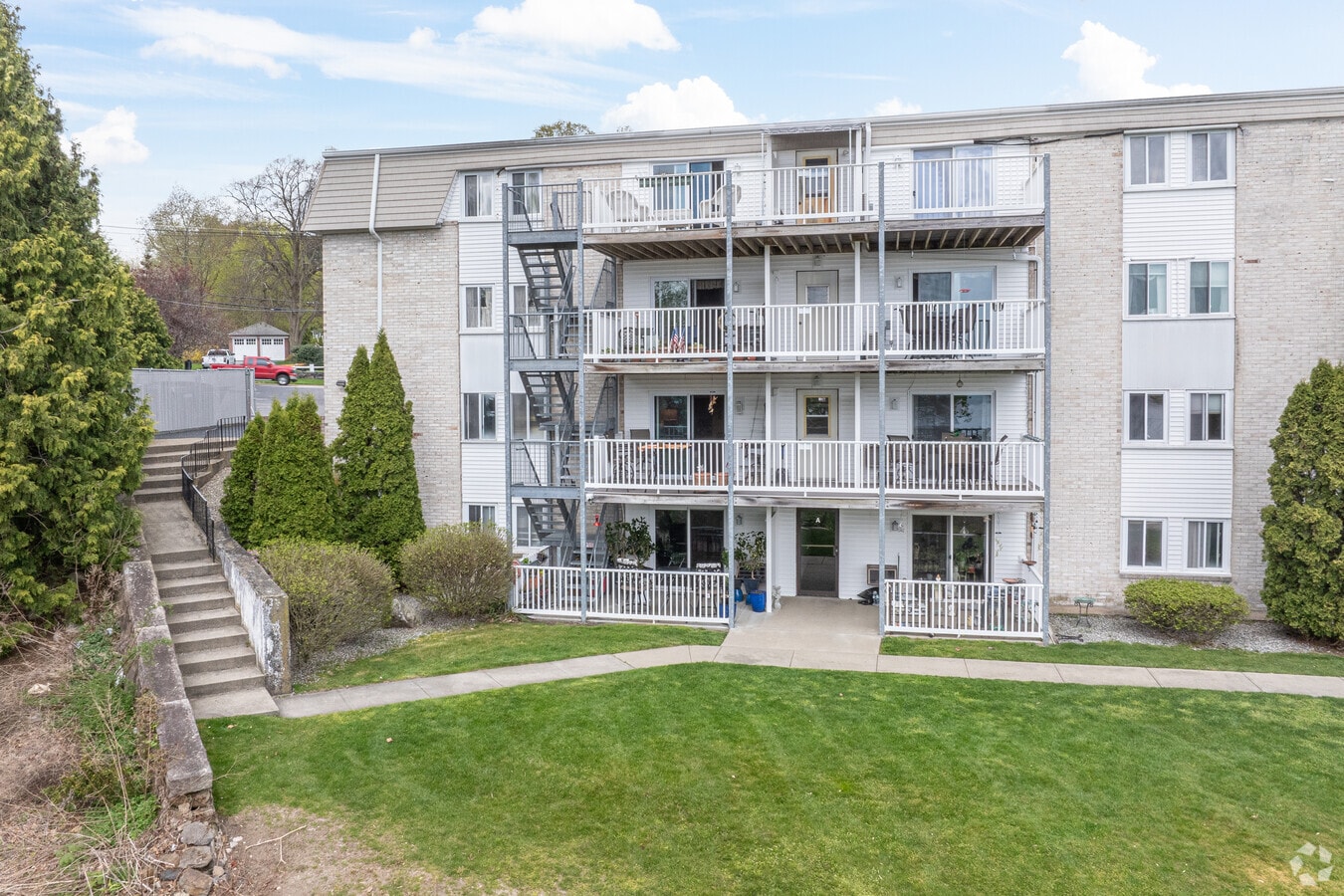 4430 Post Rd East Greenwich, RI 02818-4148 - Ocean Point Condominiums