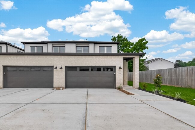Building Photo - 4328 Avron Dr Unit B